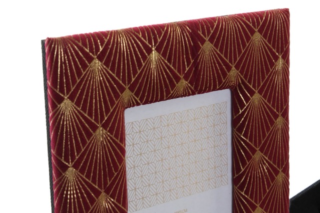 DECO LD-191030 CADRE PHOTO 10X15 PVC BOIS 18X2X23 2 SURT.