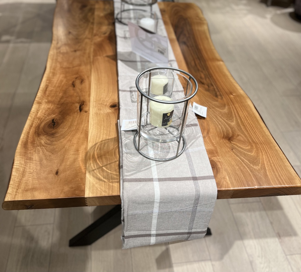 DECO AN TABLE SM BOIS MASSIF BASE METAL NOIR: 2,20X1,09X0,05M H:0,70M