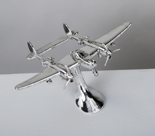 DECO 260-304 AVION CHASSE ARGENTE 35*25*25 cm