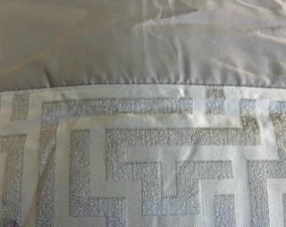 LL TL COUVRE LIT CHLOE 250x270cm GRIS CLAIRE 80%PES-20%CTN