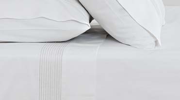 [LLTL210538] LL TL HOUSSE COUETTE 100%CTN 144FILS PURE 220x240cm+40cm BLANC+2TAIES